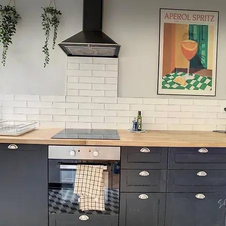 2 Bedrooms - Perfect For A Getaway Lägenhet *